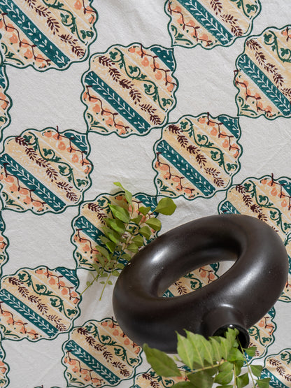 Green blue heera jaal table cover